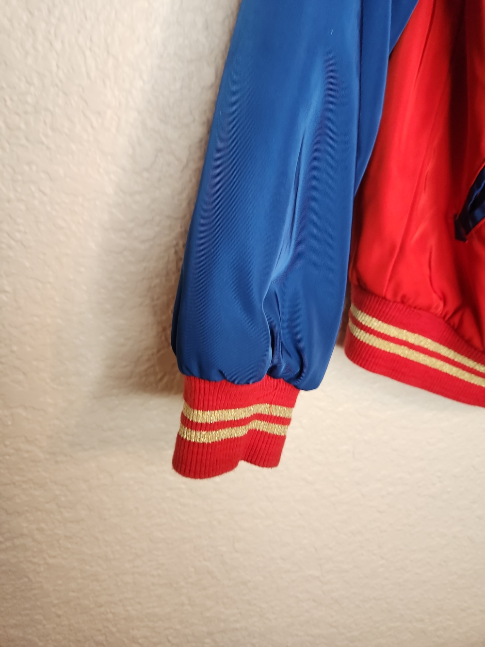 Captain Marvel Disney Comics Jacket Girls Full Zip Logo Red Blue Y2k size 5 6 - Picture 2 of 16